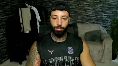 Snapshot of masculineguy69 chatting on July 9, 9:57 am masculineguy69 online show from July 9, 9:57 am
