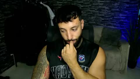 Snapshot of masculineguy69 chatting on July 29, 7:01 pm masculineguy69 online show from July 29, 7:01 pm