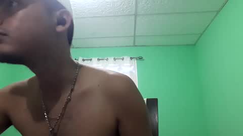 Snapshot of maserati120 chatting on February 23, 8:22 pm Max online show from February 23, 8:22 pm