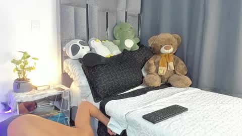 mash_angelo online show from February 24, 1:53 pm