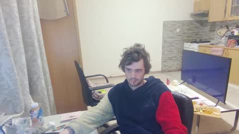 Snapshot of mash_potatoes_are_good chatting on March 9, 2:50 am mash_potatoes_are_good online show from March 9, 2:50 am