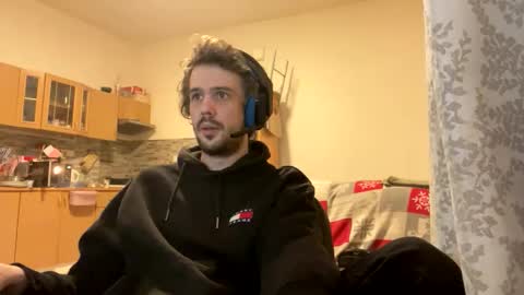 Snapshot of mash_potatoes_are_good chatting on September 14, 11:15 pm mash_potatoes_are_good online show from September 14, 11:15 pm