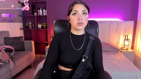 Snapshot of masher__ chatting on January 29, 8:56 pm Vick online show from January 29, 8:56 pm