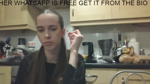 Snapshot of maskedman699 chatting on December 14, 8:51 pm Extreme Couple online show from December 14, 8:51 pm