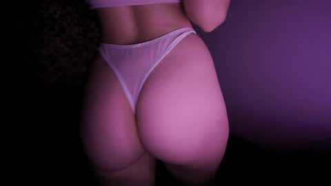 Snapshot of maskedseductress724 chatting on July 12, 8:55 pm maskedseductress724 online show from July 12, 8:55 pm