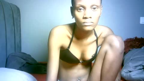 Snapshot of maskgang001 chatting on July 24, 8:29 pm maskgang001 online show from July 24, 8:29 pm