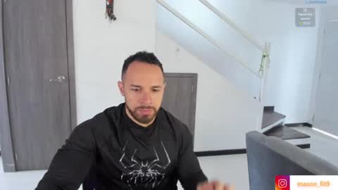 Snapshot of mason_fit chatting on June 23, 2:04 pm Mason Andre online show from June 23, 2:04 pm