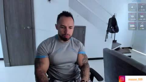 Snapshot of mason_fit chatting on July 26, 1:18 pm Mason Andre online show from July 26, 1:18 pm