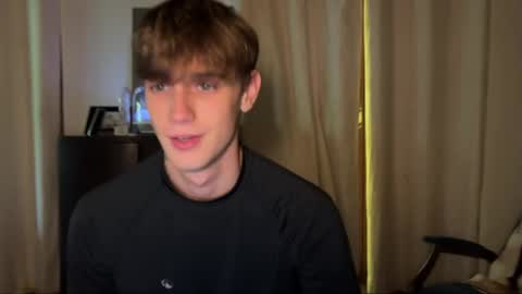 Snapshot of mason_gallagher chatting on May 2, 2:11 pm Mason online show from May 2, 2:11 pm