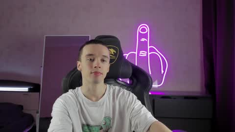 Snapshot of mason_warhol chatting on January 9, 5:43 pm Mason online show from January 9, 5:43 pm