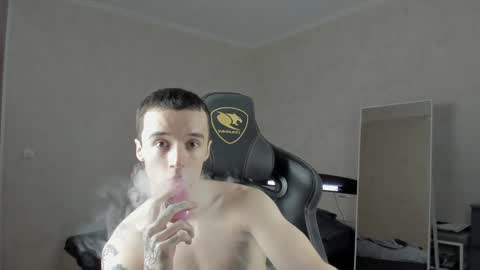 Snapshot of mason_warhol chatting on January 16, 3:46 pm Mason online show from January 16, 3:46 pm