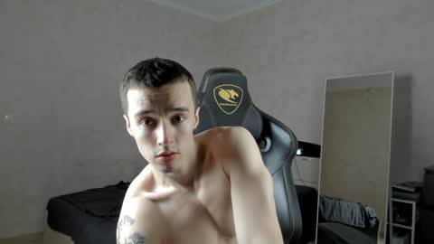 Snapshot of mason_warhol chatting on January 19, 6:21 pm Mason online show from January 19, 6:21 pm