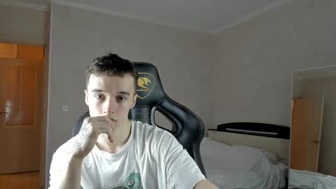 Snapshot of mason_warhol chatting on March 1, 1:40 pm Mason online show from March 1, 1:40 pm