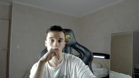 Snapshot of mason_warhol chatting on March 2, 6:08 pm Mason online show from March 2, 6:08 pm