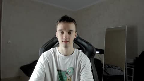 Snapshot of mason_warhol chatting on March 4, 6:47 am Mason online show from March 4, 6:47 am