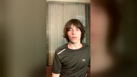 masonsilver_ online show from March 20, 6:18 am