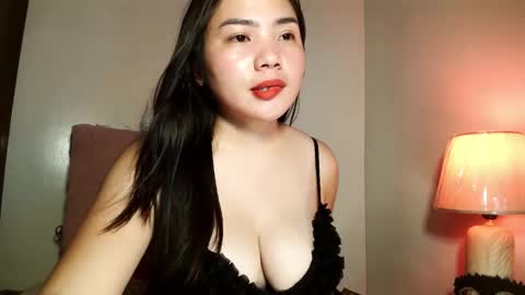 Snapshot of masquerade_girl4 chatting on November 6, 3:57 pm masquerade girl4 online show from November 6, 3:57 pm