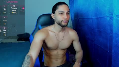 Snapshot of massatgeserotics chatting on April 10, 11:31 pm I Am Odin online show from April 10, 11:31 pm