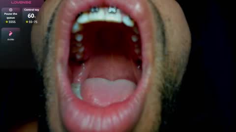 massimo_cruz online show from March 1, 1:57 pm