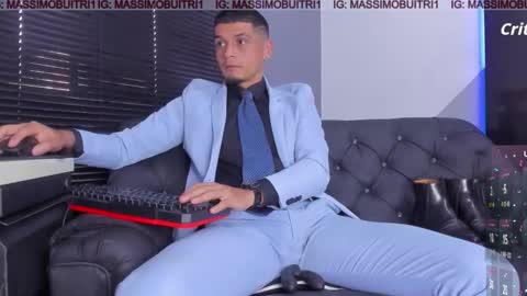 I am Massimo online show from February 20, 10:21 pm