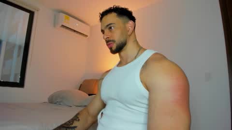 massimo online show from February 7, 2:21 pm