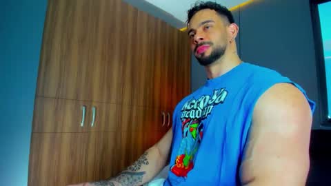 massimo online show from February 10, 4:00 pm