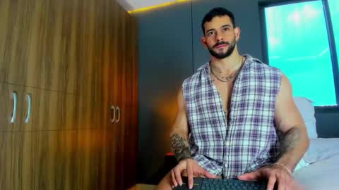 massimo online show from March 19, 3:16 pm