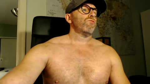 Snapshot of master8daddy69 chatting on June 30, 2:45 am master8daddy69 online show from June 30, 2:45 am