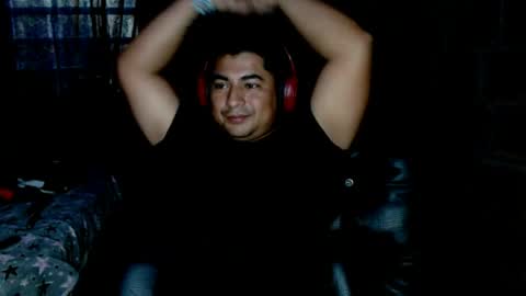 Snapshot of master_aron chatting on June 16, 8:11 pm master_aron online show from June 16, 8:11 pm