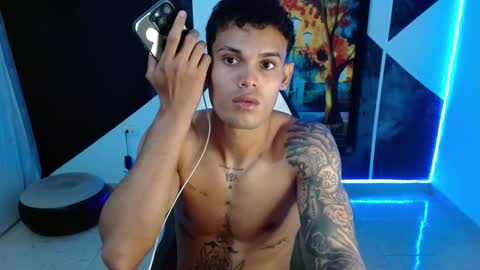 master_black777 online show from March 14, 10:59 pm