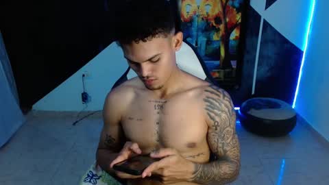 master_black777 online show from March 29, 3:01 pm