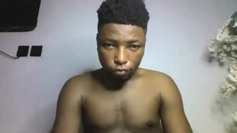 Snapshot of master_kael chatting on December 18, 6:03 pm Master Kael online show from December 18, 6:03 pm