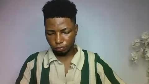 Snapshot of master_kael chatting on January 6, 1:09 am Master Kael online show from January 6, 1:09 am