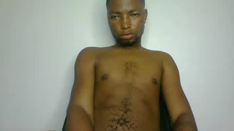 Snapshot of master_kael chatting on April 6, 12:52 am Master Kael online show from April 6, 12:52 am