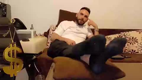 Snapshot of master_roberto333 chatting on April 2, 9:12 pm SIR online show from April 2, 9:12 pm