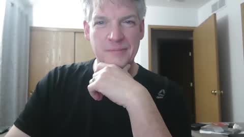 Snapshot of master_thorn chatting on January 26, 3:38 am Master Thorn online show from January 26, 3:38 am