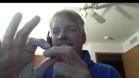 Snapshot of master_thorn chatting on February 2, 2:06 am Master Thorn online show from February 2, 2:06 am