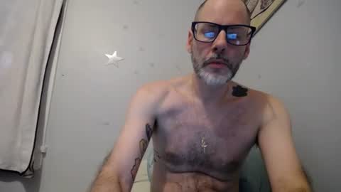Snapshot of masteranthony68 chatting on March 31, 11:21 am Master Anthony online show from March 31, 11:21 am