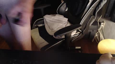 Snapshot of masterbatemike1 chatting on August 1, 6:07 pm MasterbateMike online show from August 1, 6:07 pm