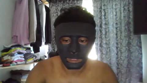 Snapshot of masterblack7744 chatting on May 24, 3:06 pm masterblack7744 online show from May 24, 3:06 pm