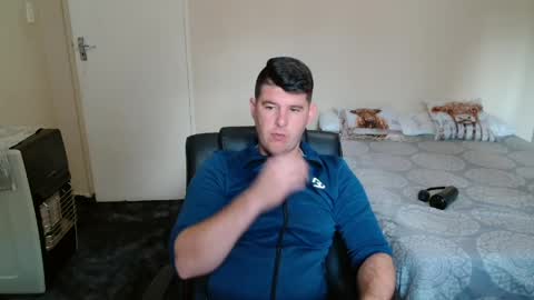 Snapshot of masterbrendanfagtax3 chatting on June 1, 2:41 pm masterbrendanfagtax3 online show from June 1, 2:41 pm