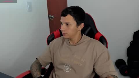 Snapshot of masterdave7 chatting on September 14, 1:21 pm Dave online show from September 14, 1:21 pm