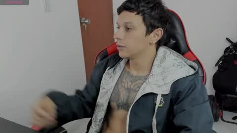 Snapshot of masterdave7 chatting on October 4, 11:47 pm Dave online show from October 4, 11:47 pm