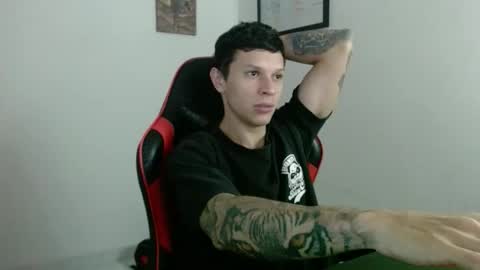 Snapshot of masterdave7 chatting on November 22, 11:09 am Dave online show from November 22, 11:09 am