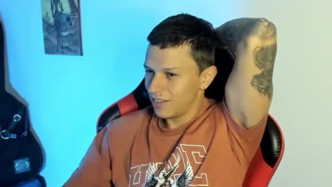 Snapshot of masterdave7 chatting on February 3, 12:43 pm Dave online show from February 3, 12:43 pm