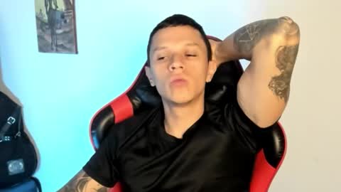 Snapshot of masterdave7 chatting on February 5, 2:22 pm Dave online show from February 5, 2:22 pm