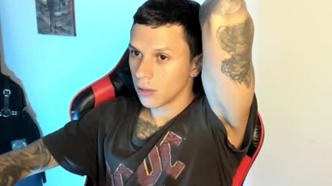 Snapshot of masterdave7 chatting on February 8, 12:14 am Dave online show from February 8, 12:14 am