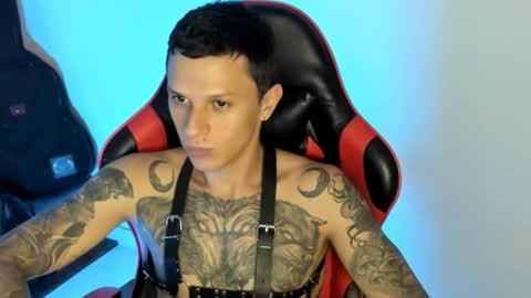 Snapshot of masterdave7 chatting on February 12, 1:22 am Dave online show from February 12, 1:22 am