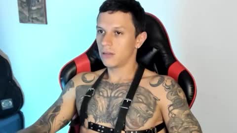 Snapshot of masterdave7 chatting on February 22, 12:01 am Dave online show from February 22, 12:01 am