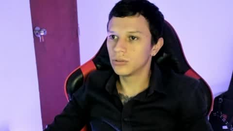 Snapshot of masterdave7 chatting on March 29, 1:22 pm Dave online show from March 29, 1:22 pm